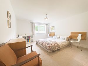 Photo 22- click for photo gallery